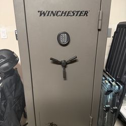 Winchester 26 gun safe