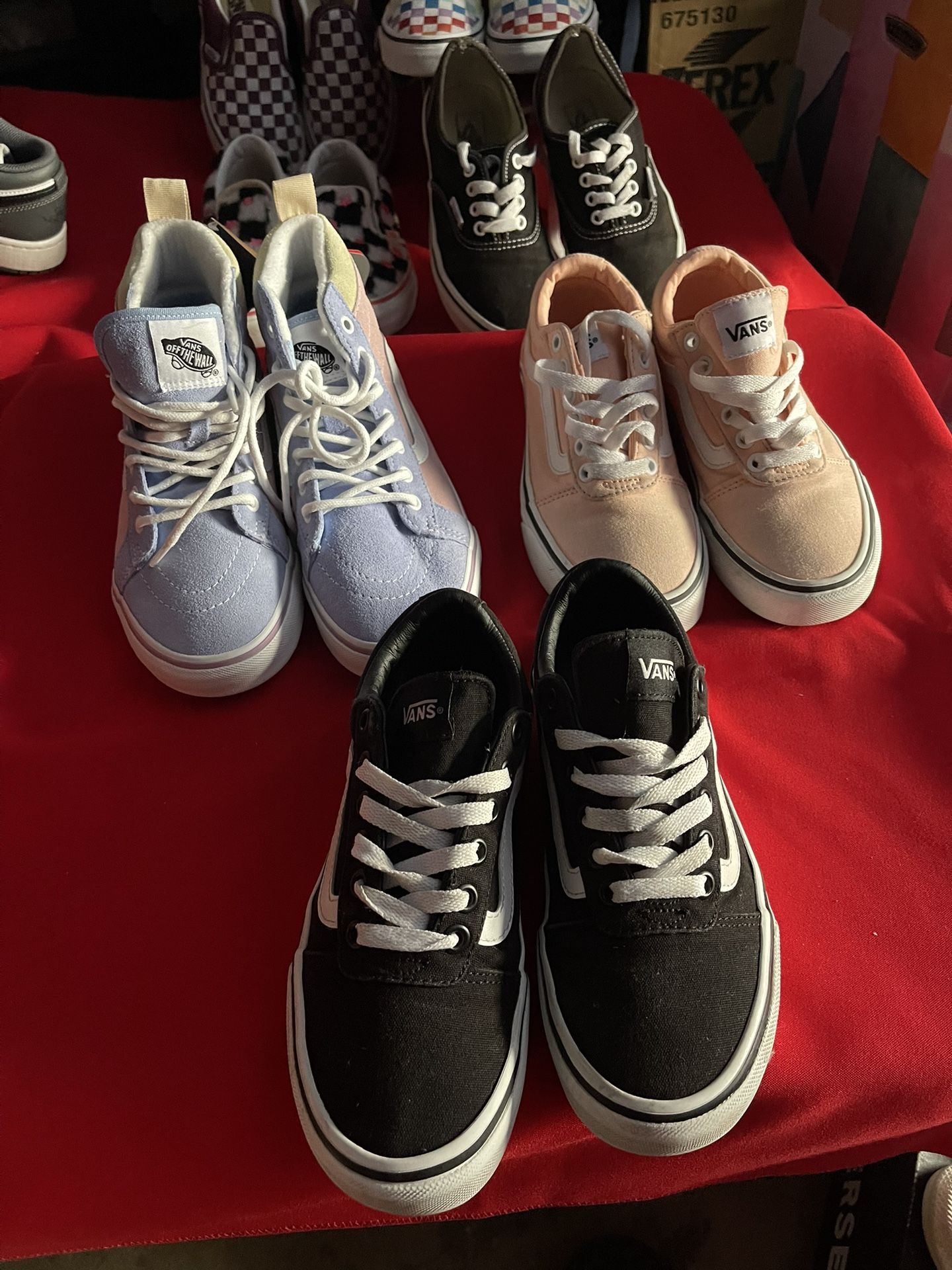 Kids Vans Sz: 1.5 - 3