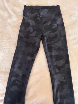 Lululemon Women's Size 4 Wunder Train High-Rise Tight Gray Camouflage