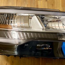 2016 2017 2018 2019 Ford Explorer Headlight Right RH LED JB53-13005 