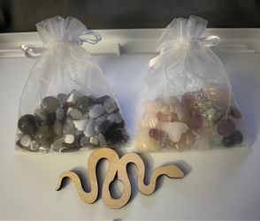 Crystal Tumbled Stones Set with Wood Snake