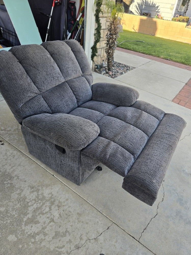FREE- Recliner (Been A Garage Recliner)
