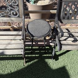 Stool, Table