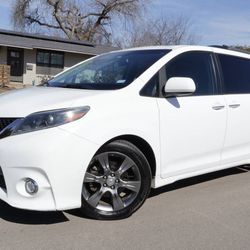 2015 Toyota Sienna