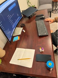 Office desk - FREE