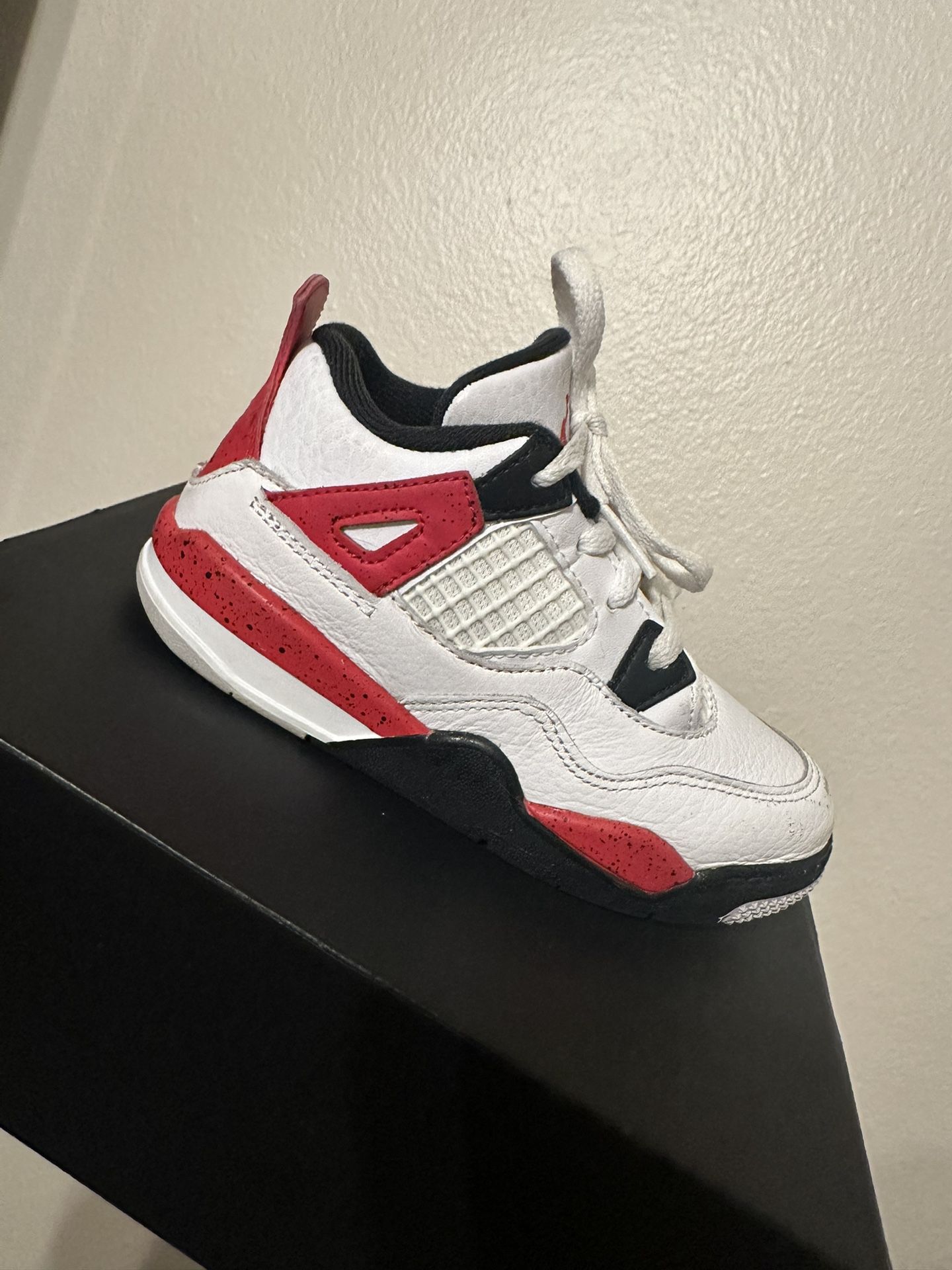 Jordan Retro 4 Shoes 
