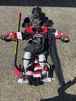 Kids Ice Hockey Gear And Ice Skates 