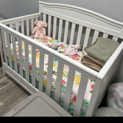 Delta Children 4 In 1 Convertible Crib