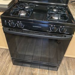 Spectra Gas Black Stove 30”