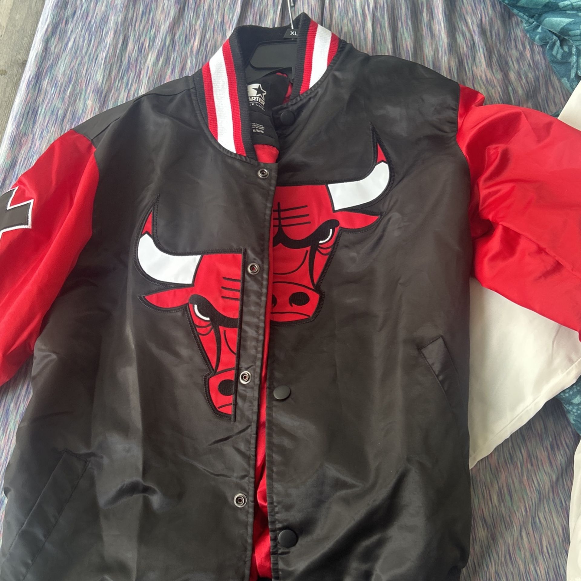 Brand New Chicago Bulls Jacket Size Medium