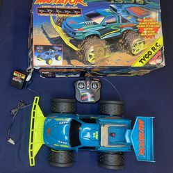 VTG 1996 Tyco RC Mutator 9.6v  Turbo Car W/ Remote , charger &box.Tested Working