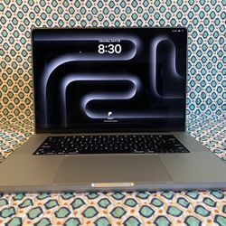 MacBook Pro M3 Pro Chip 