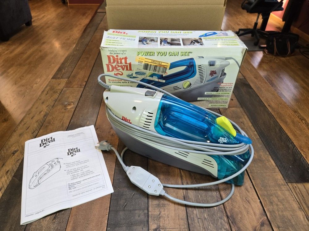 Dirt Devil Spot Scrubber SE2800, Tested/Works, in-laws barely used it