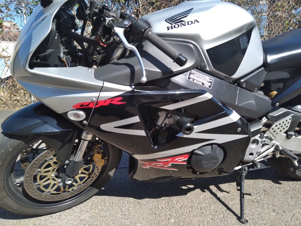 2002 HONDA CBR 954 RR FIREBLADE