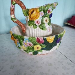 Beautiful Water Pitcher And Bowl
