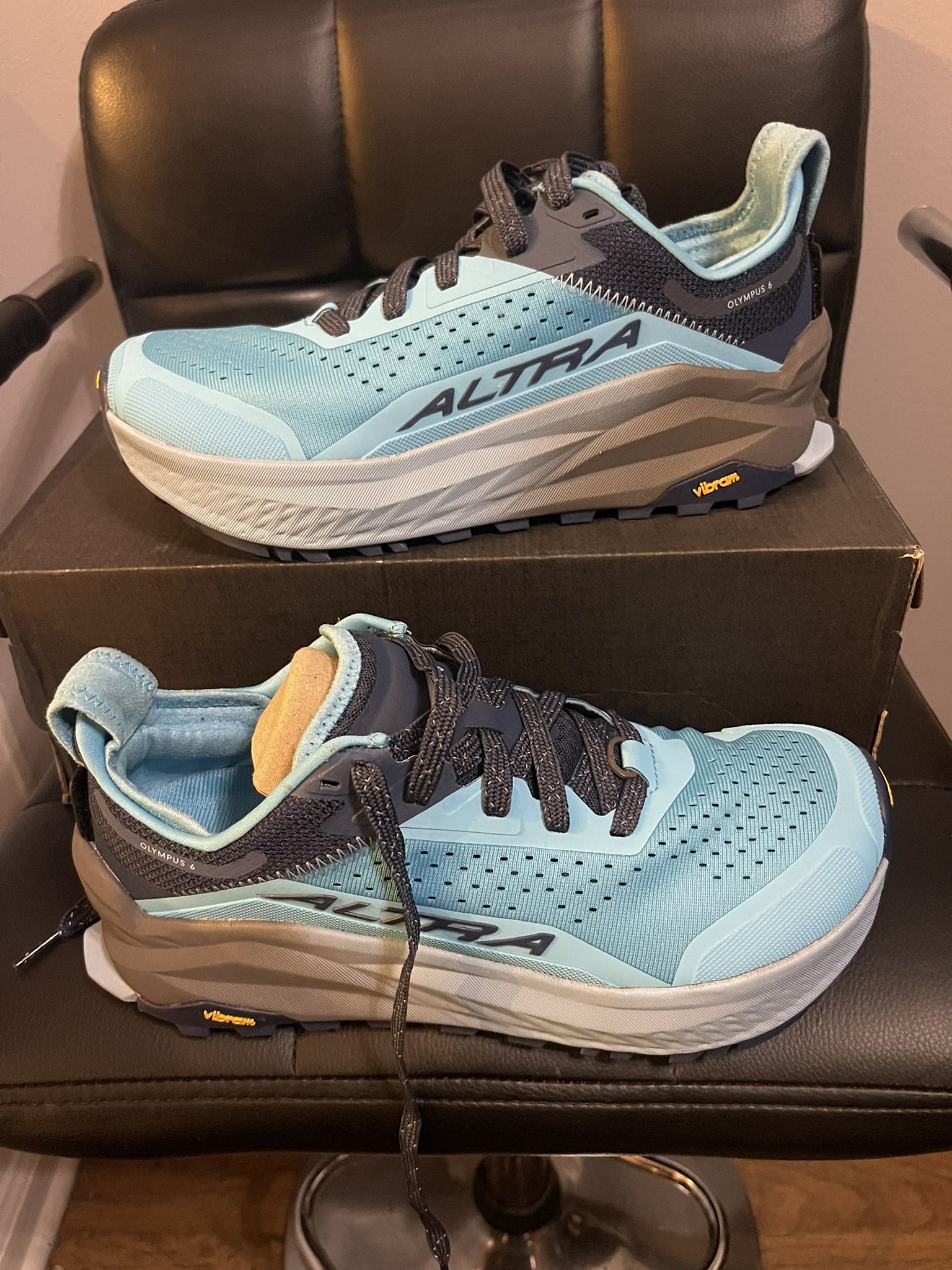 Altra Olympus 6/ Hiking Size 8/9/10 Men’s $85