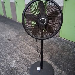 Lasco Isolating Fan 3 Speed 