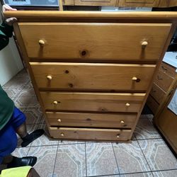 5 Drawer Wood Dresser