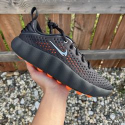 Nike Mind 002 Black Hyper Crimson (Size 7.5)