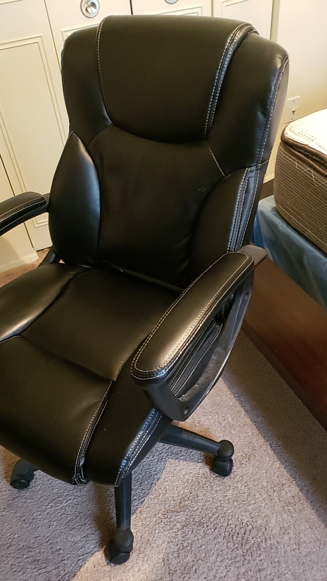 Office chair black