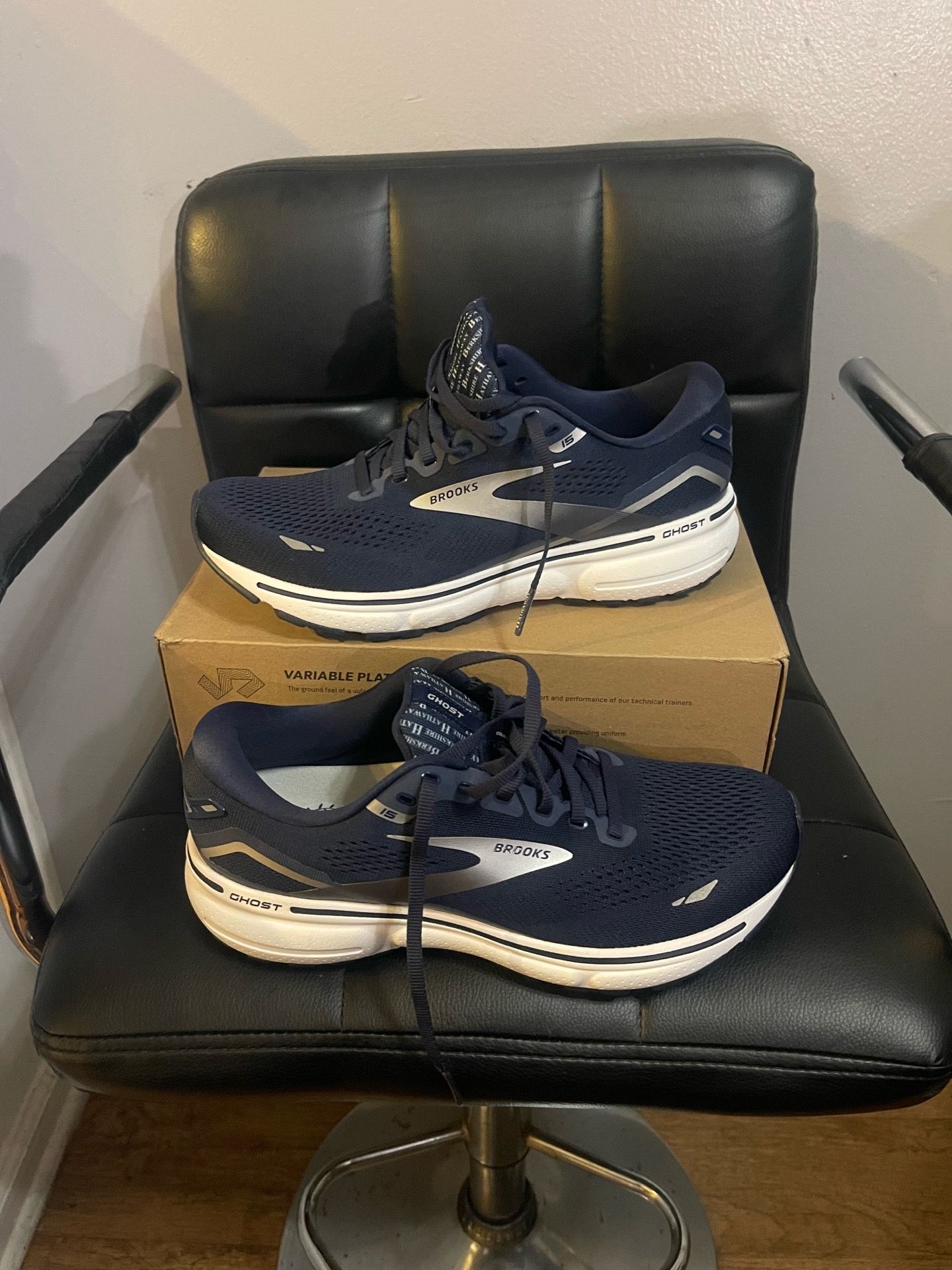 Brooks Ghost 15/size 9 Men’s $85