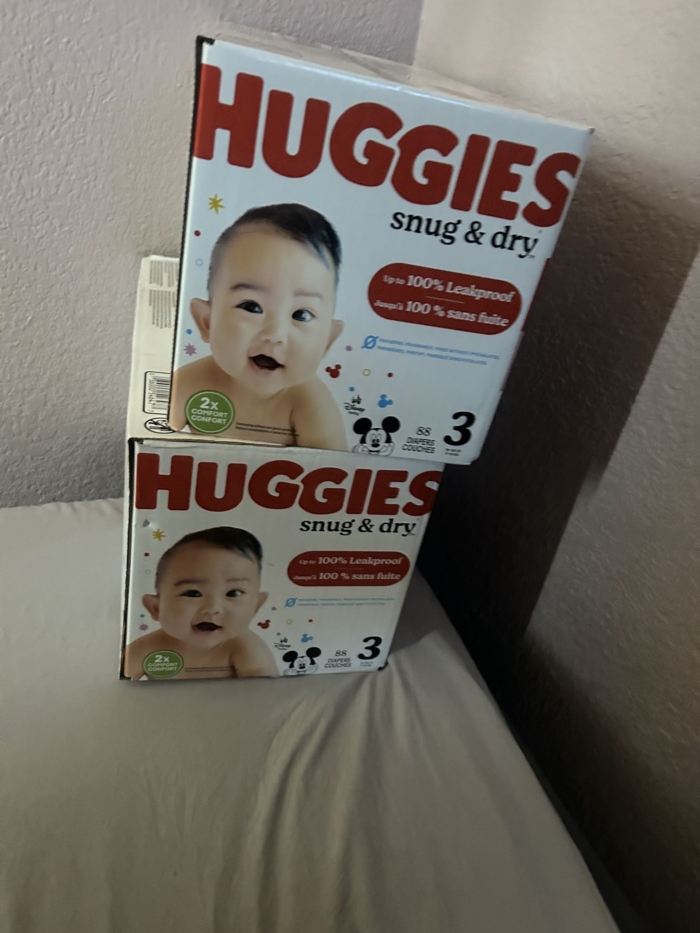 Two Boxes Of Size 3 Pampers New Just Dogs Messed Up One Of Them 88 Count Each