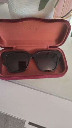 Gucci Black Square Sunglasses