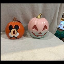 Halloween Decor