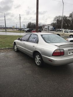 1996 Honda Accord 135000 miles runs drives shifts great no rust