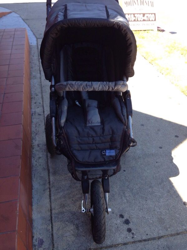 Zooper buddy jogging stroller