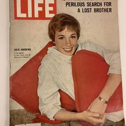 Vintage LIFE Magazine March 12, 1965 Julie Andrews 