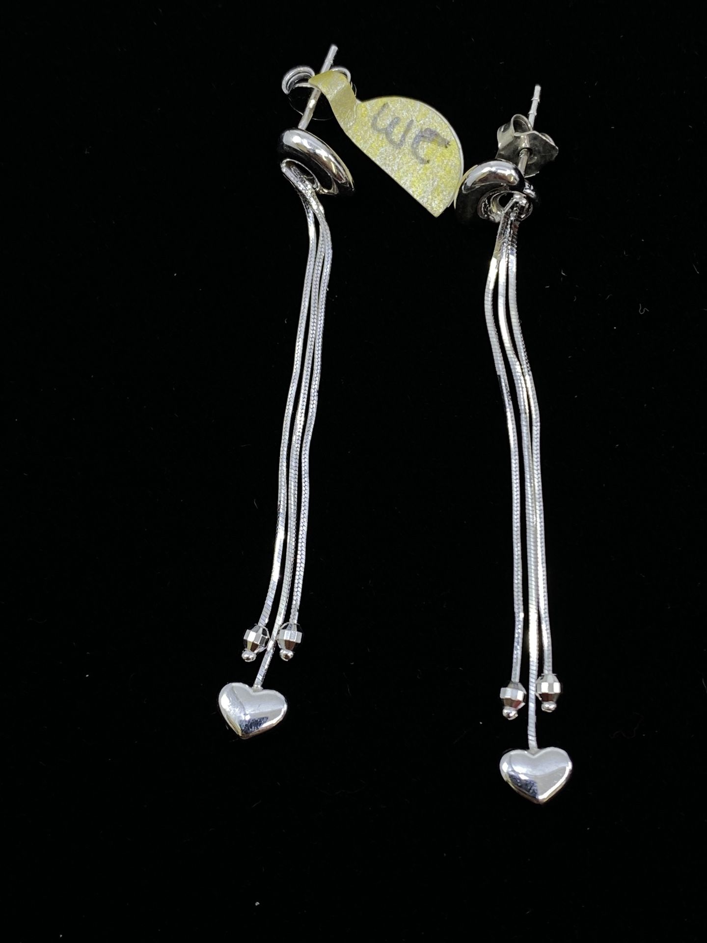 $340 White Gold Heart W Beads Drop Earrings