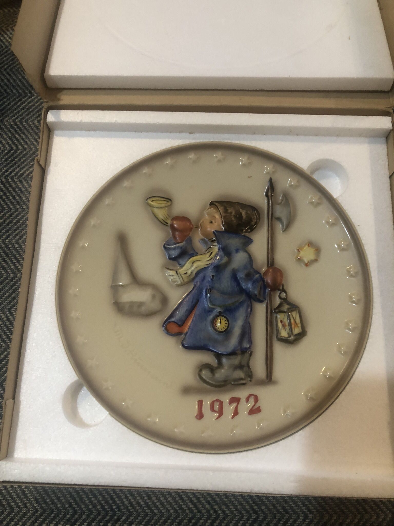 Hummel Goebel Vintage Collectible 1972 Germany Plate