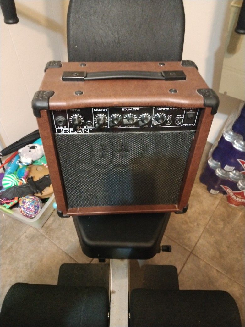 Urban Guitar Amplifier 