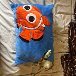 Disney Pixar Finding Nemo Pillow With Turtle