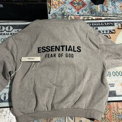 Essential Hoodie 