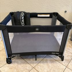 Pack N Play Graco Bassinet With Toy Bar