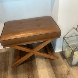 brown leather bench 