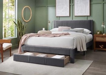 Full size tufted bed with orthopedic mattress included