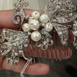 NEW!! Bridal Wedding Hairpiece!