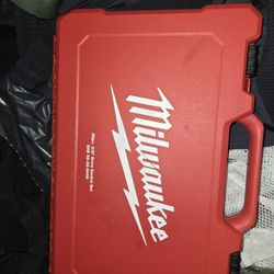 SOCKET SET "MILWAUKEE "