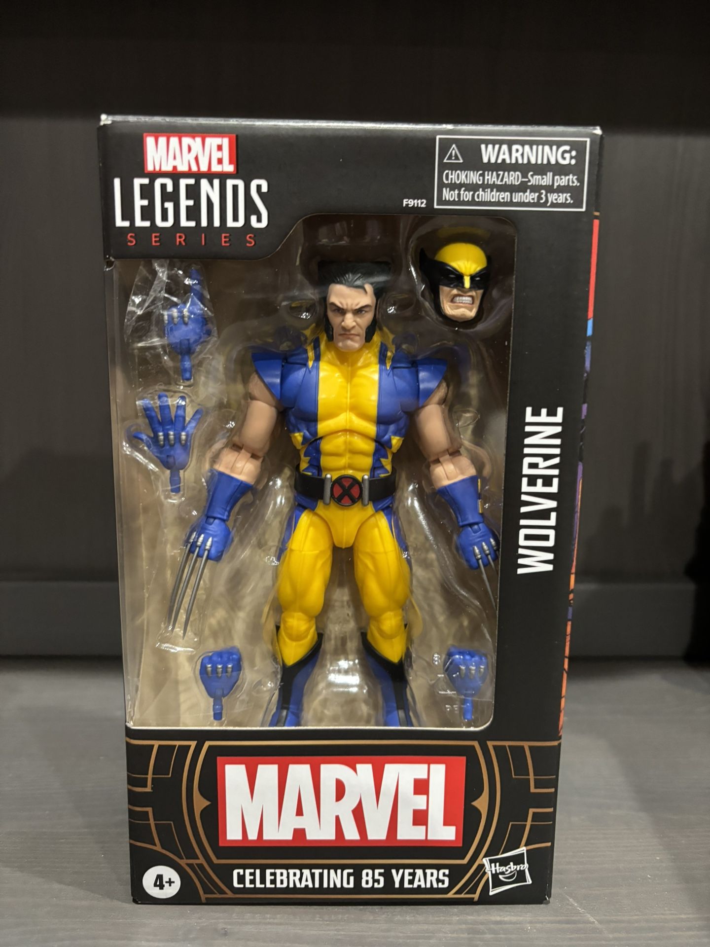 Marvel Legends Series Wolverine (Marvel 85th Anniversary)