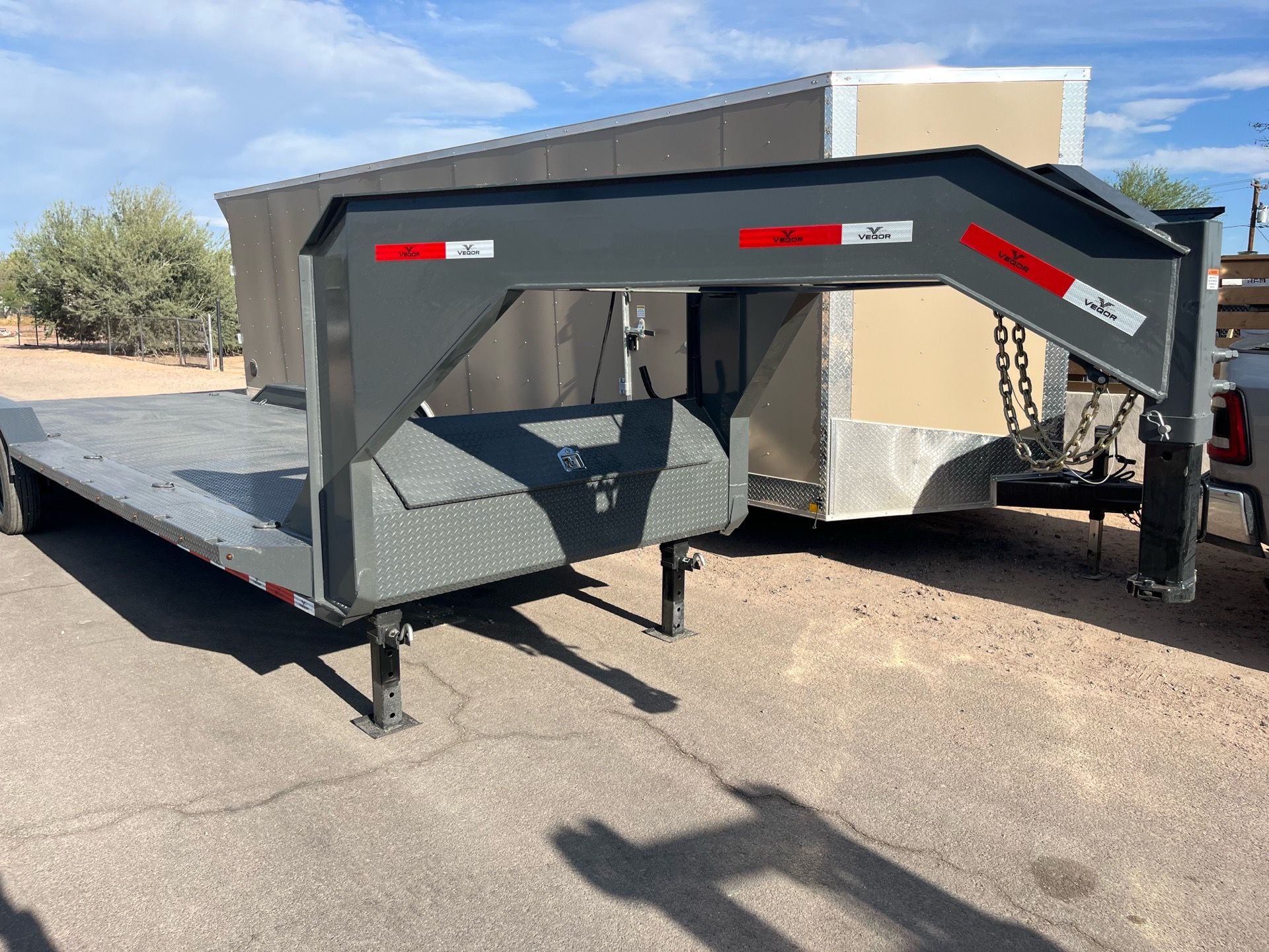 2026 Gooseneck trailer equipment drive over fender trailer 26’