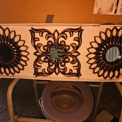 Bronze Colored Wall Decoration 