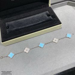 Van Cleef & Arpels bracelet