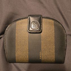 Vintage Fendi Pequin Clam Wallet