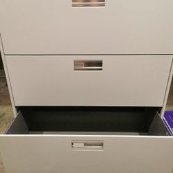 Filing Cabinet 