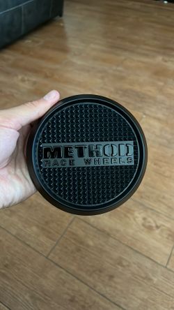 Method Elevated Snap-in Center Cap Black