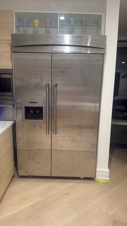 Thermador Stainless Steel Side-by-Side Refrigerator