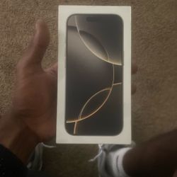 iPhone 16 